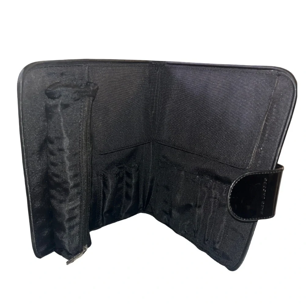 MARC JACOBS Black Patent Leather Pouch Case Makeup Cosmetics Bag